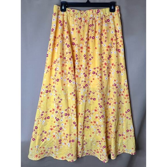BCBGeneration Fit and Flare Elastic Waistband Midi Skirt Yellow Floral M NWT - Picture 5 of 13
